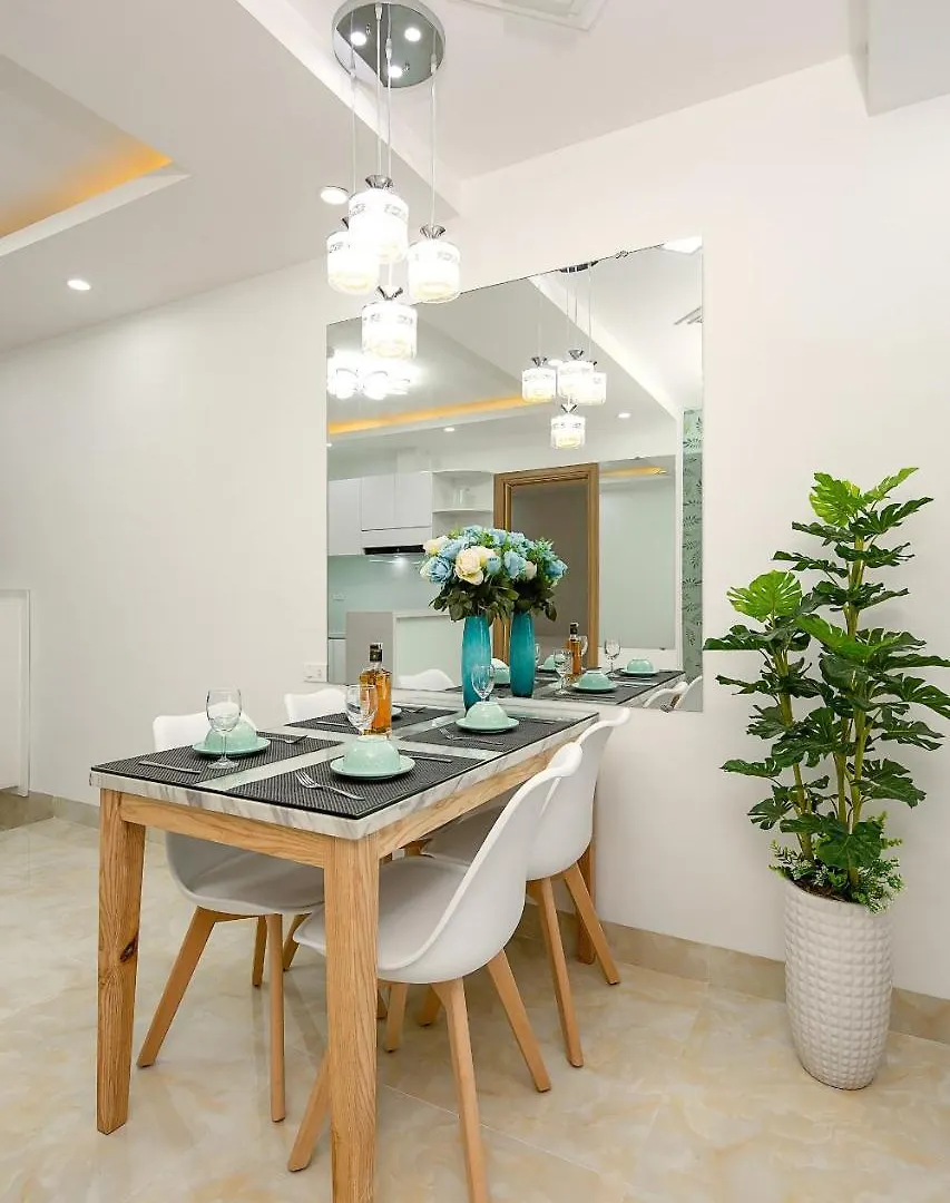 Madame Phuong - Can Ho Huong Bien Apartment Da Nang Vietnam